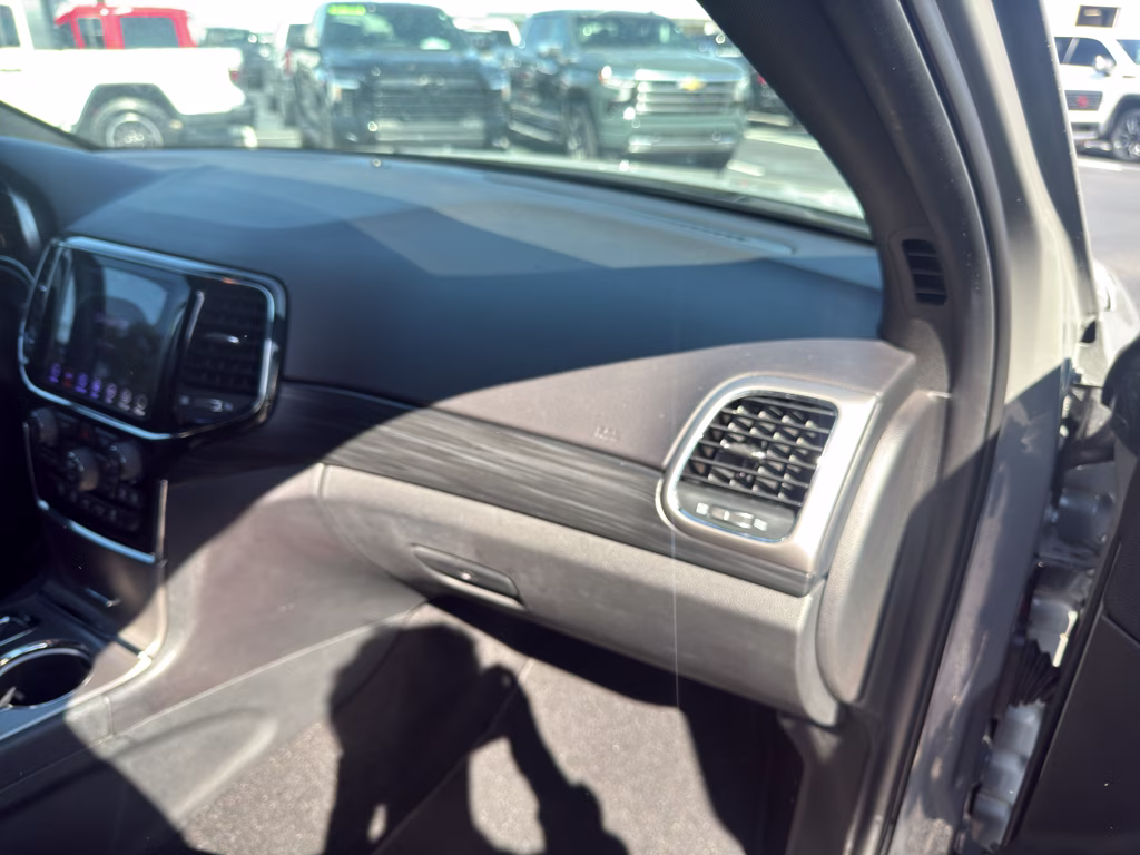 2020 Sting-Gray Clearcoat Jeep Grand Cherokee Altitude 4X4 SUV