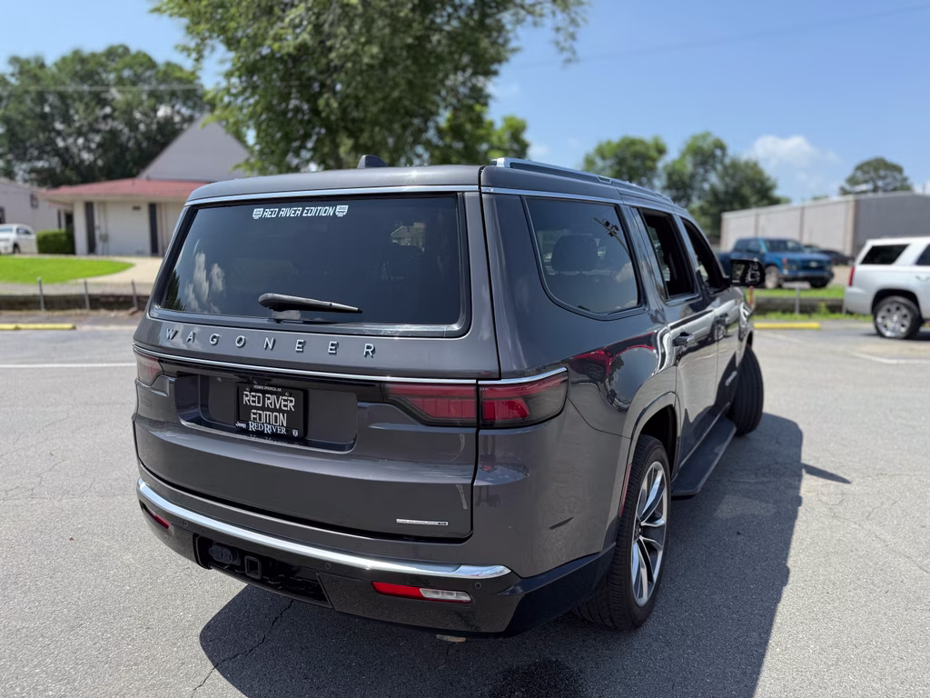 2022 Baltic Gray Metallic Clearcoat Jeep Wagoneer Series III RWD SUV