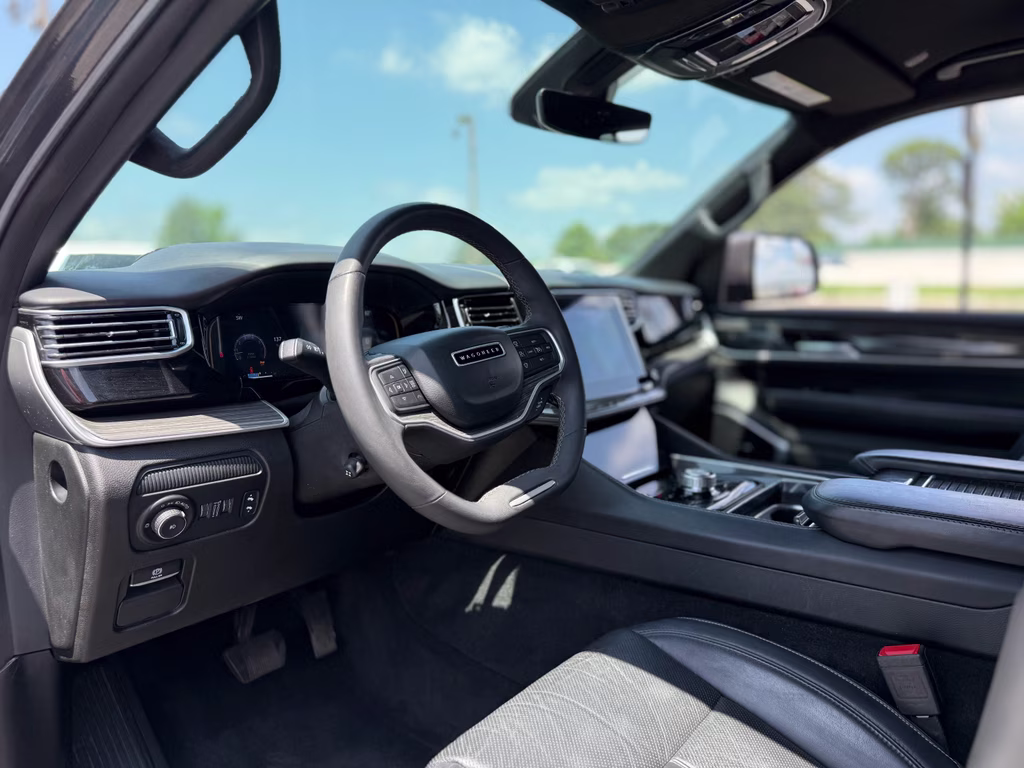 2022 Baltic Gray Metallic Clearcoat Jeep Wagoneer Series III RWD SUV