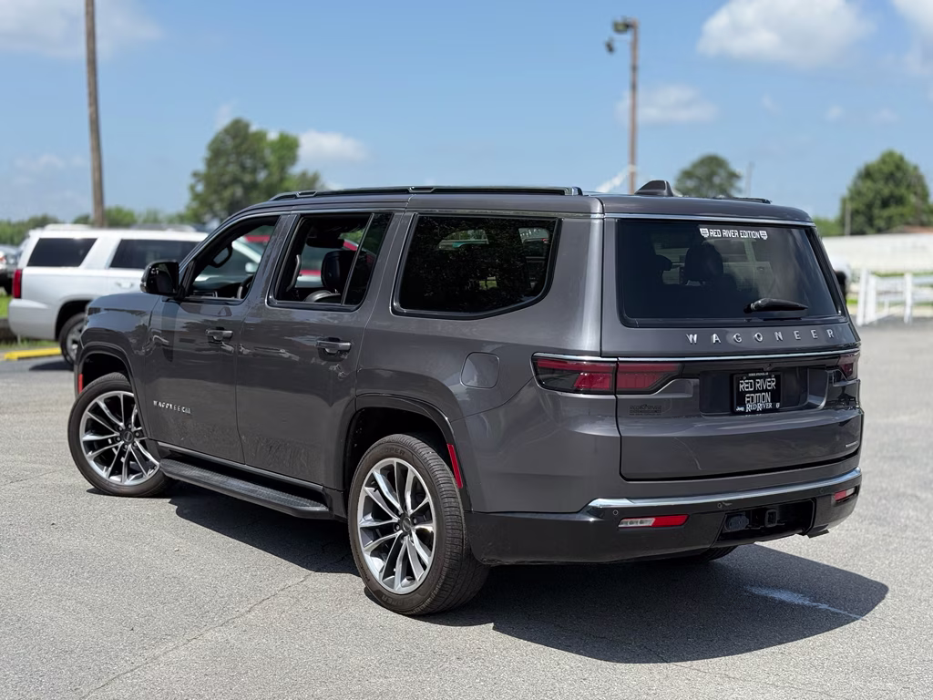 2022 Baltic Gray Metallic Clearcoat Jeep Wagoneer Series III RWD SUV