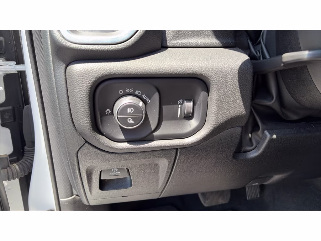 2024 Bright White Clearcoat Ram 1500 Big Horn 4X4 Truck