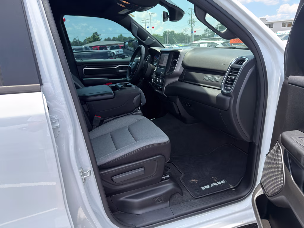 2024 Bright White Clearcoat Ram 1500 Big Horn 4X4 Truck
