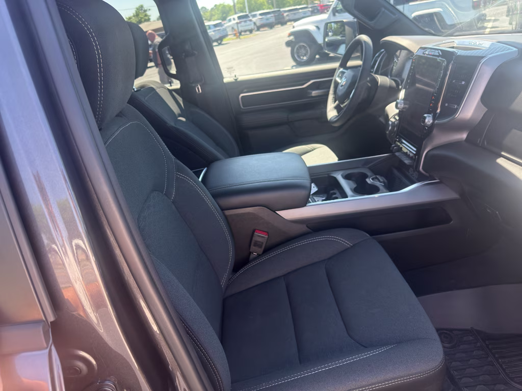 2025 Granite Crystal Metallic Clearcoat Ram 1500 Big Horn 4X4 Truck