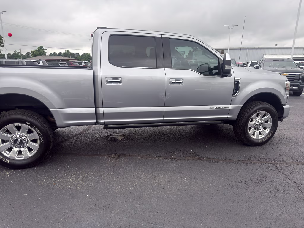 2021 Iconic Silver Metallic Ford Super Duty F-250 SRW Platinum 4X4 Truck