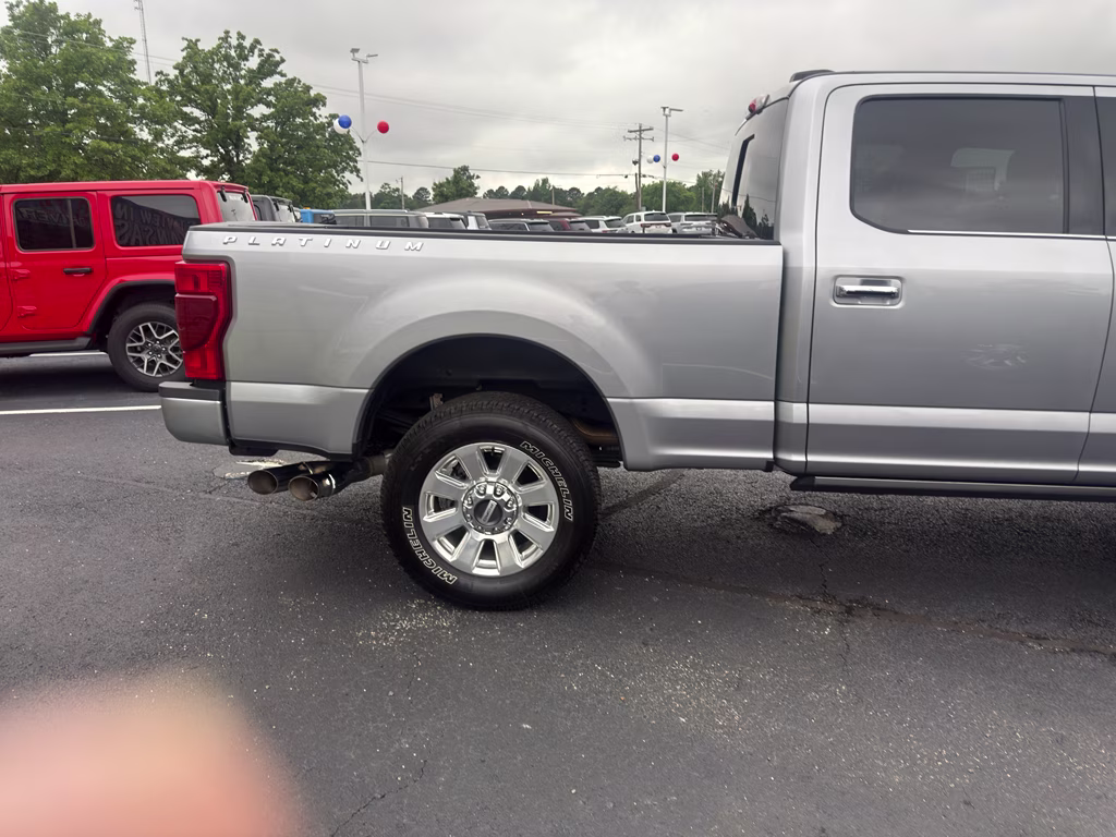 2021 Iconic Silver Metallic Ford Super Duty F-250 SRW Platinum 4X4 Truck