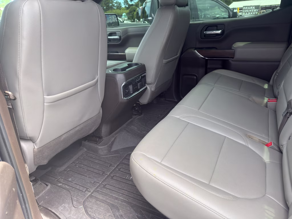 2019 Dark Sky Metallic GMC Sierra SLT 4X4 Truck