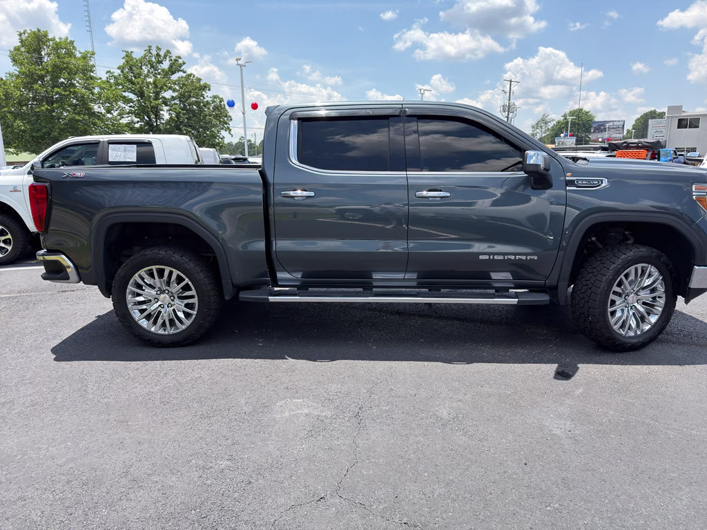 2019 Dark Sky Metallic GMC Sierra SLT 4X4 Truck