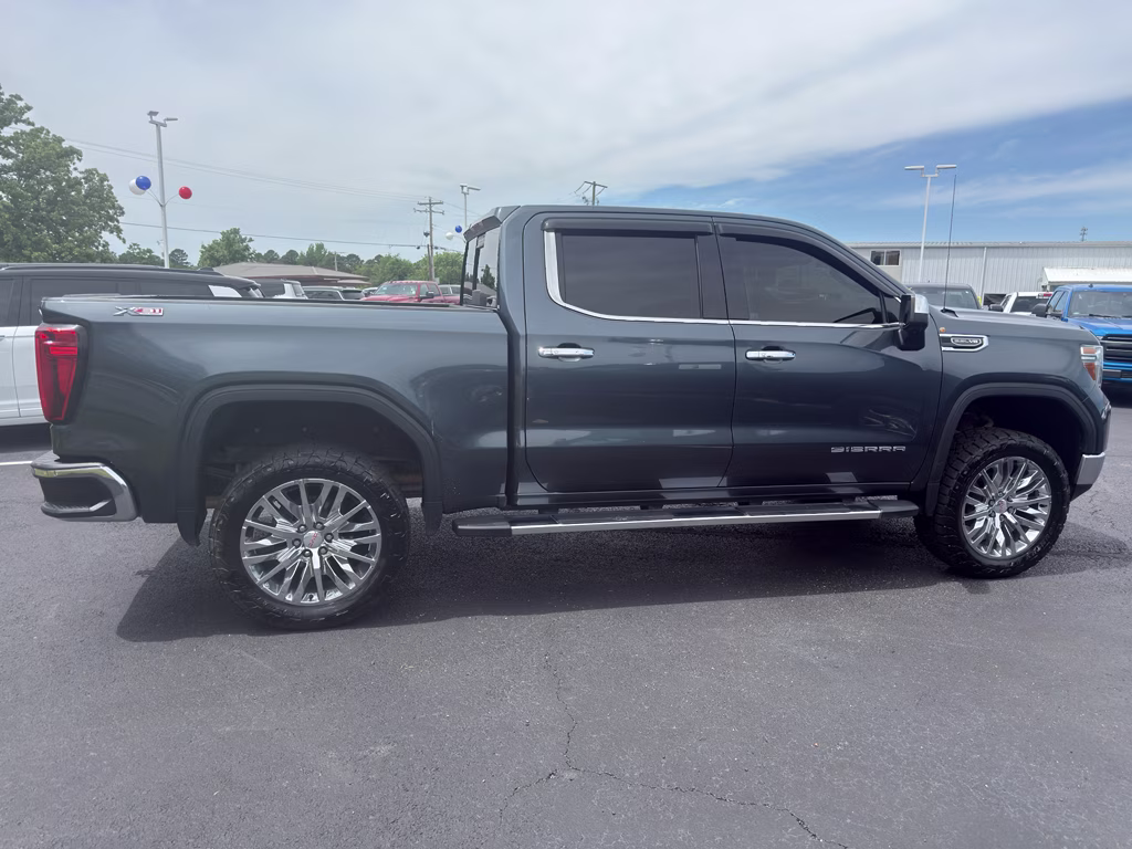 2019 Dark Sky Metallic GMC Sierra SLT 4X4 Truck
