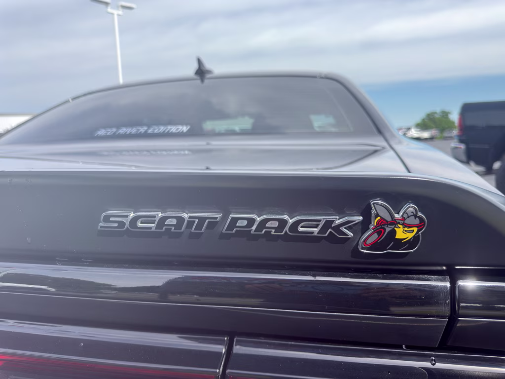 2023 Pitch Black Clearcoat Dodge Challenger R/T Scat Pack RWD Coupe