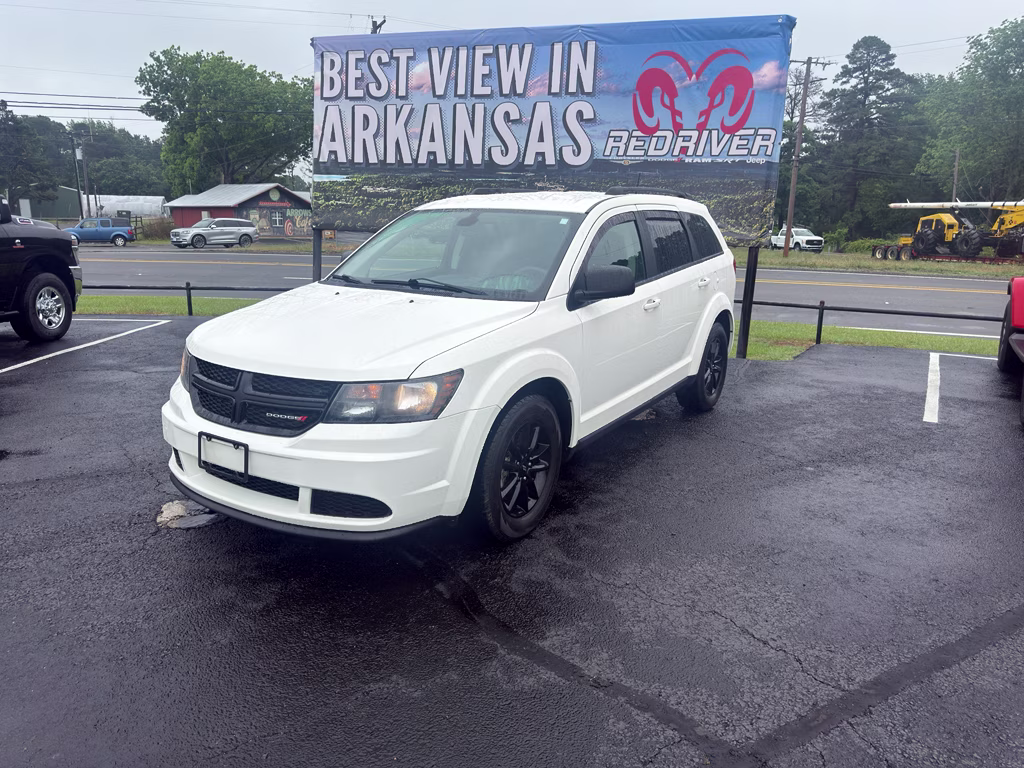 2020 Vice White Dodge Journey SE Value FWD SUV