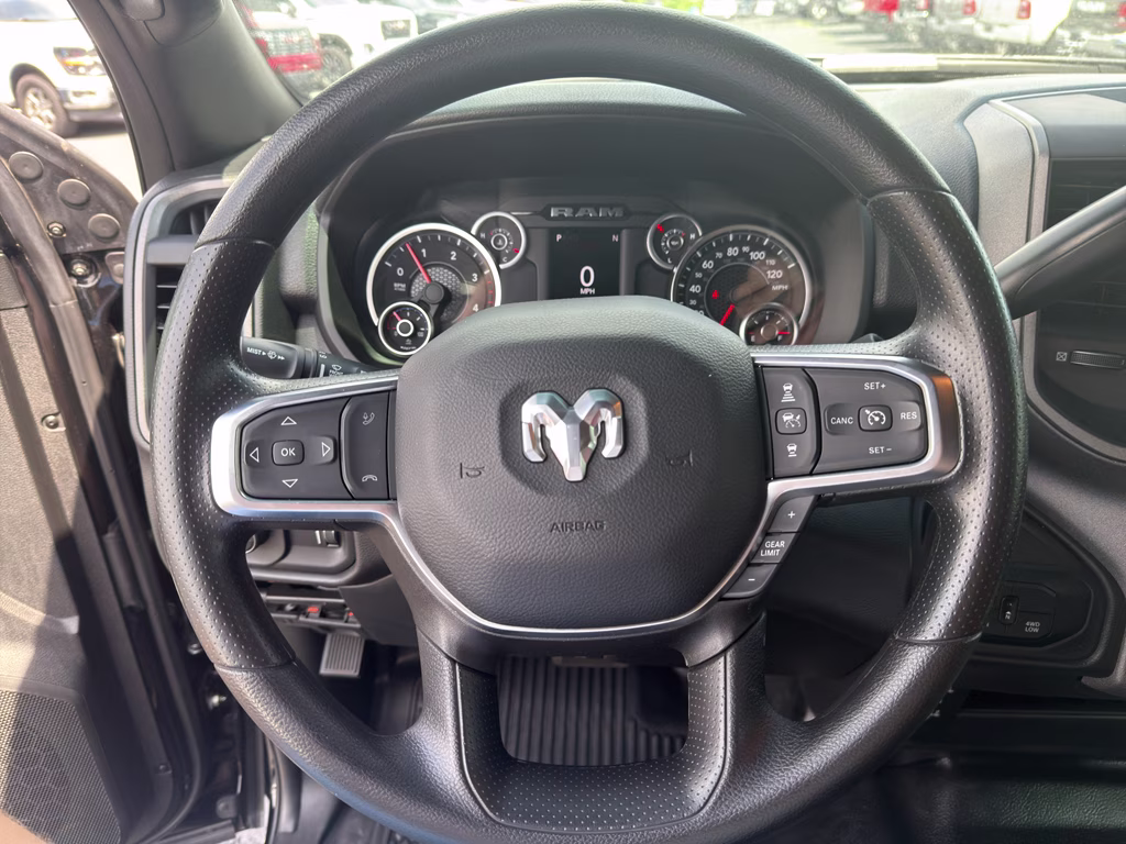 2025 Diamond Black Crystal Pearlcoat Ram 2500 Tradesman 4X4 Truck