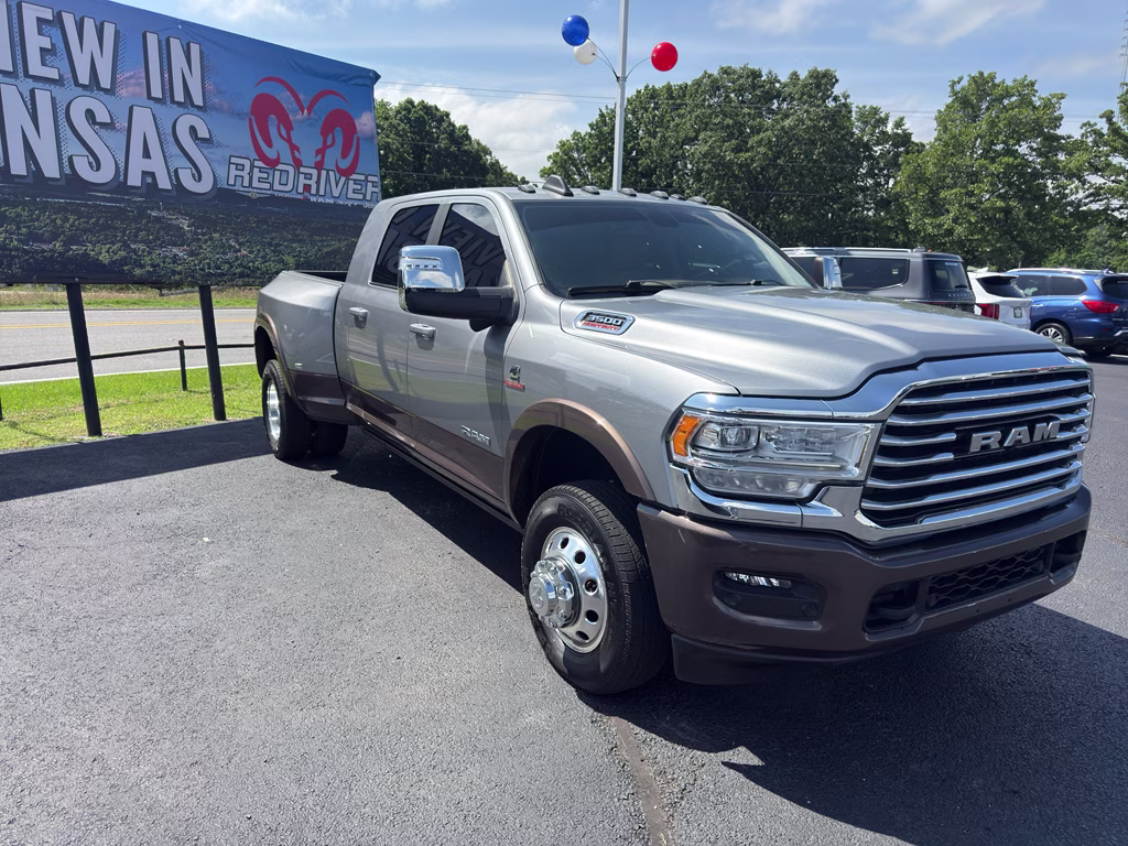2024 Billet Silver Metallic Clearcoat Ram 3500 Longhorn 4X4 Truck