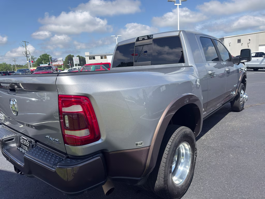 2024 Billet Silver Metallic Clearcoat Ram 3500 Longhorn 4X4 Truck