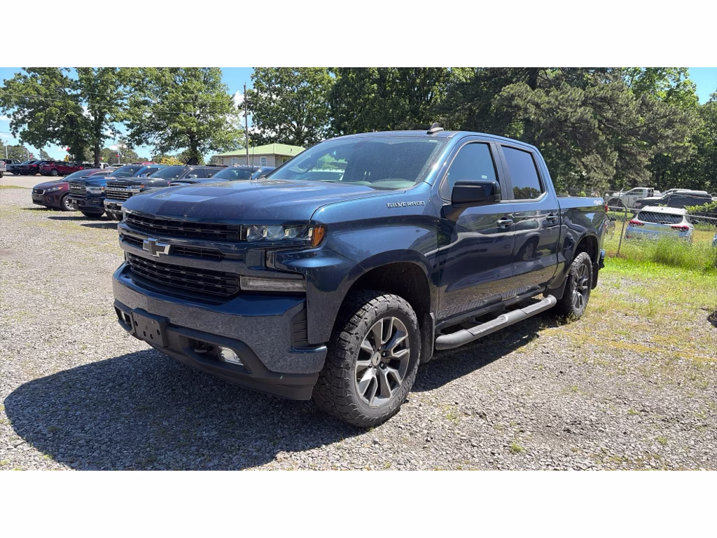 2019 Northsky Blue Metallic Chevrolet Silverado RST 4X4 Truck