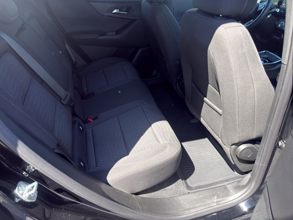 2025 Mosaic Black Metallic Chevrolet Equinox FWD LT FWD SUV