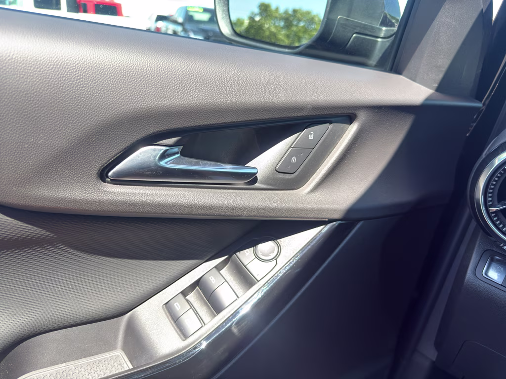 2025 Mosaic Black Metallic Chevrolet Equinox FWD LT FWD SUV