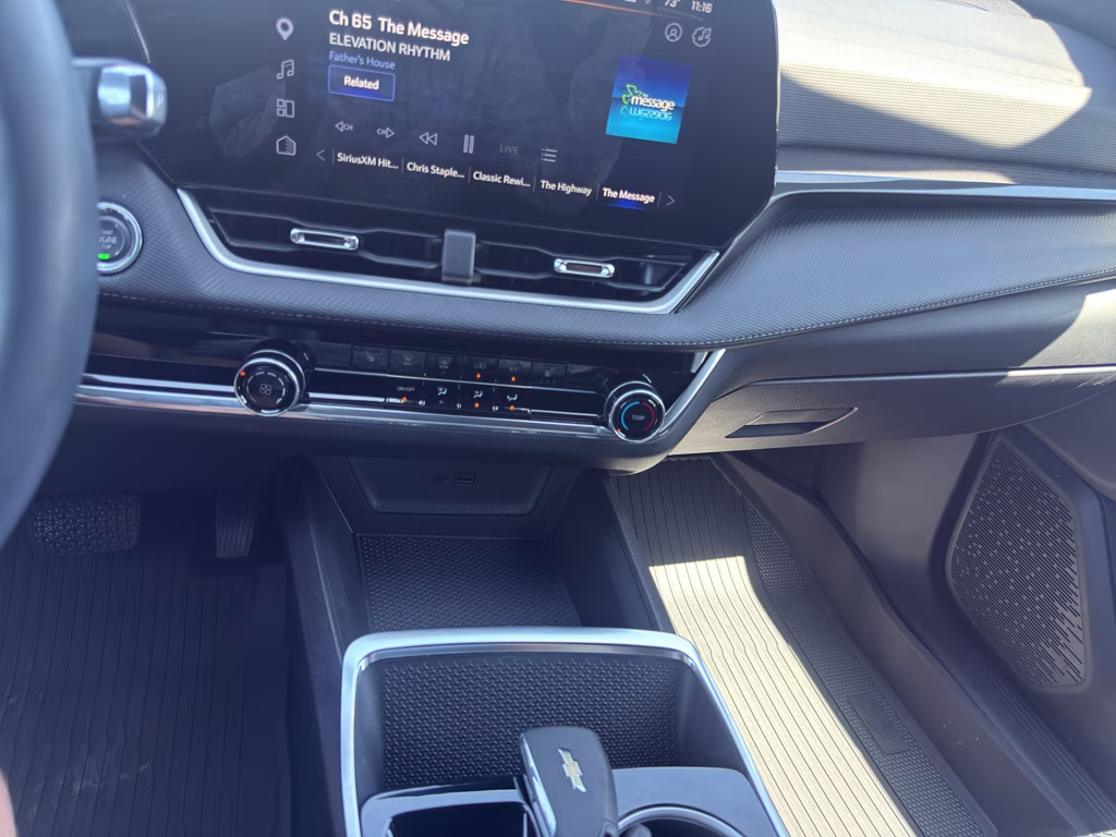2025 Mosaic Black Metallic Chevrolet Equinox FWD LT FWD SUV