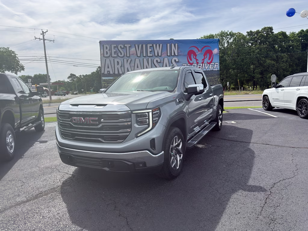 2024 Sterling Metallic GMC Sierra SLT 4X4 Truck