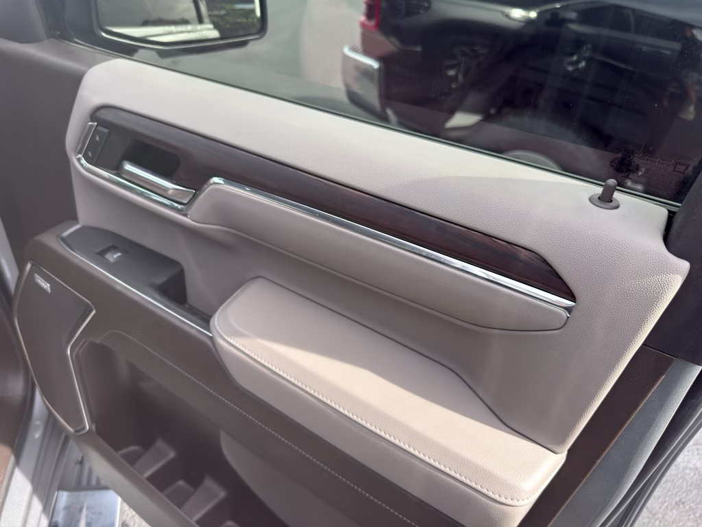 2024 Sterling Metallic GMC Sierra SLT 4X4 Truck