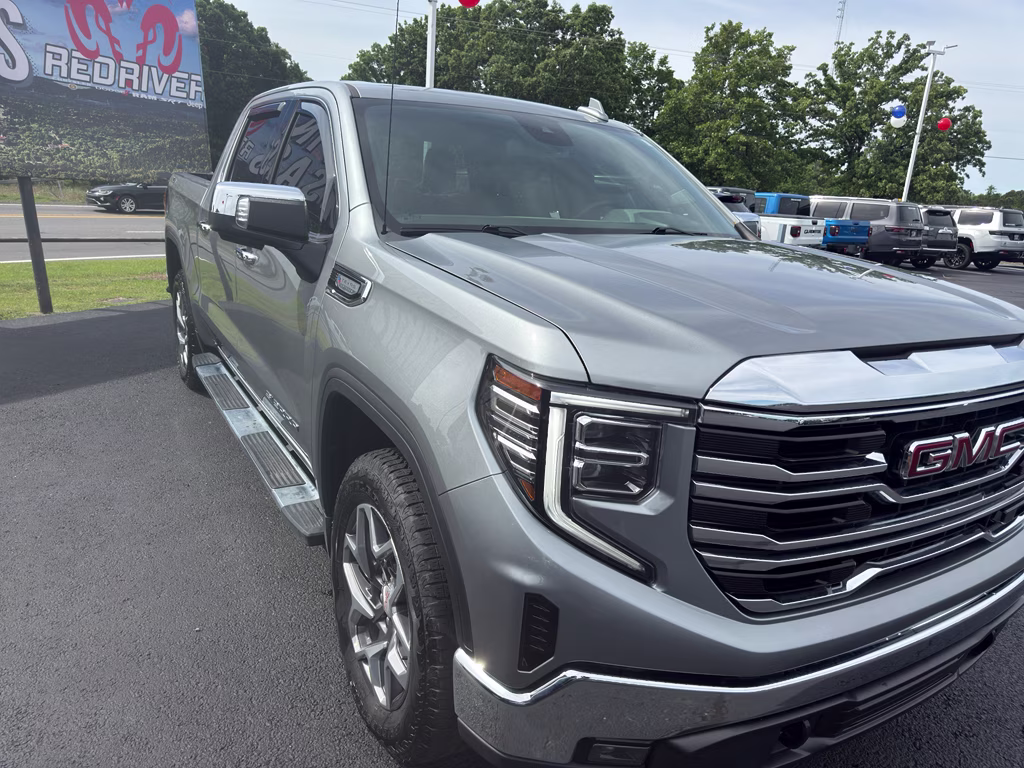 2024 Sterling Metallic GMC Sierra SLT 4X4 Truck