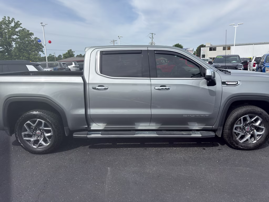 2024 Sterling Metallic GMC Sierra SLT 4X4 Truck