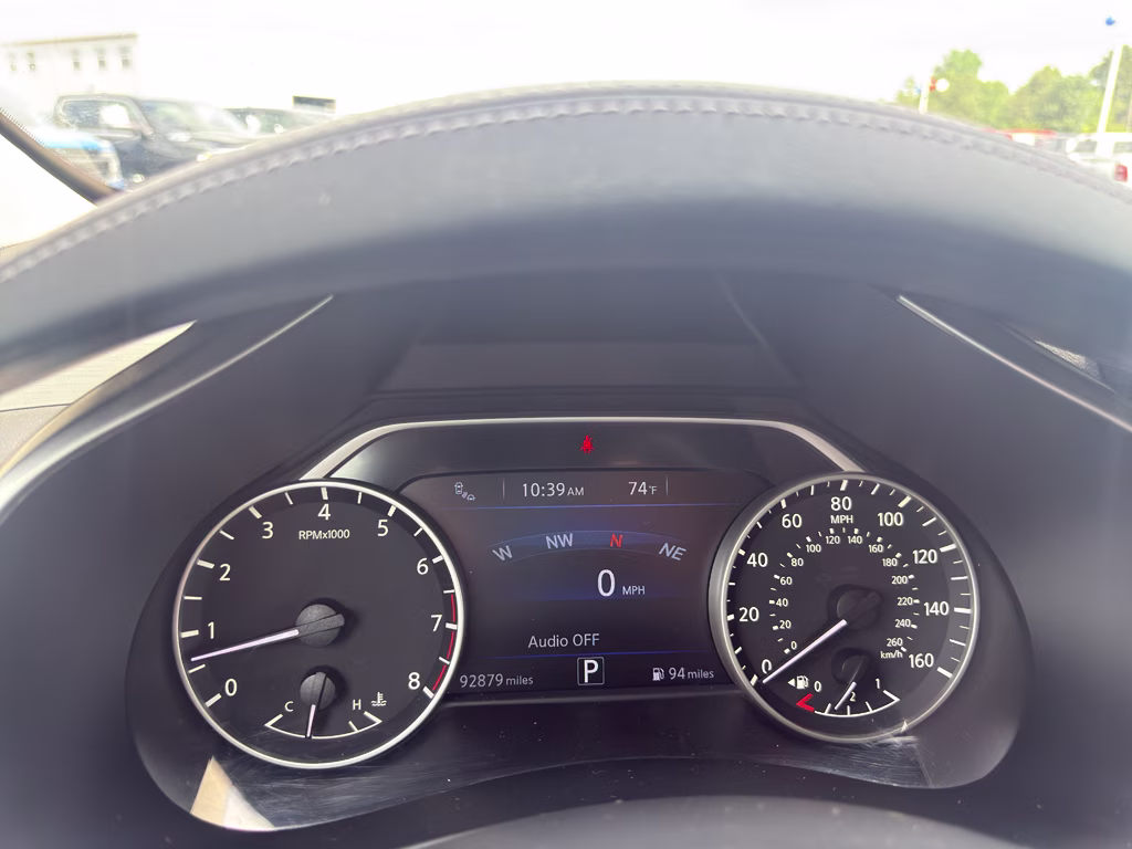 2015 Brilliant Silver Metallic Nissan Murano Platinum FWD SUV