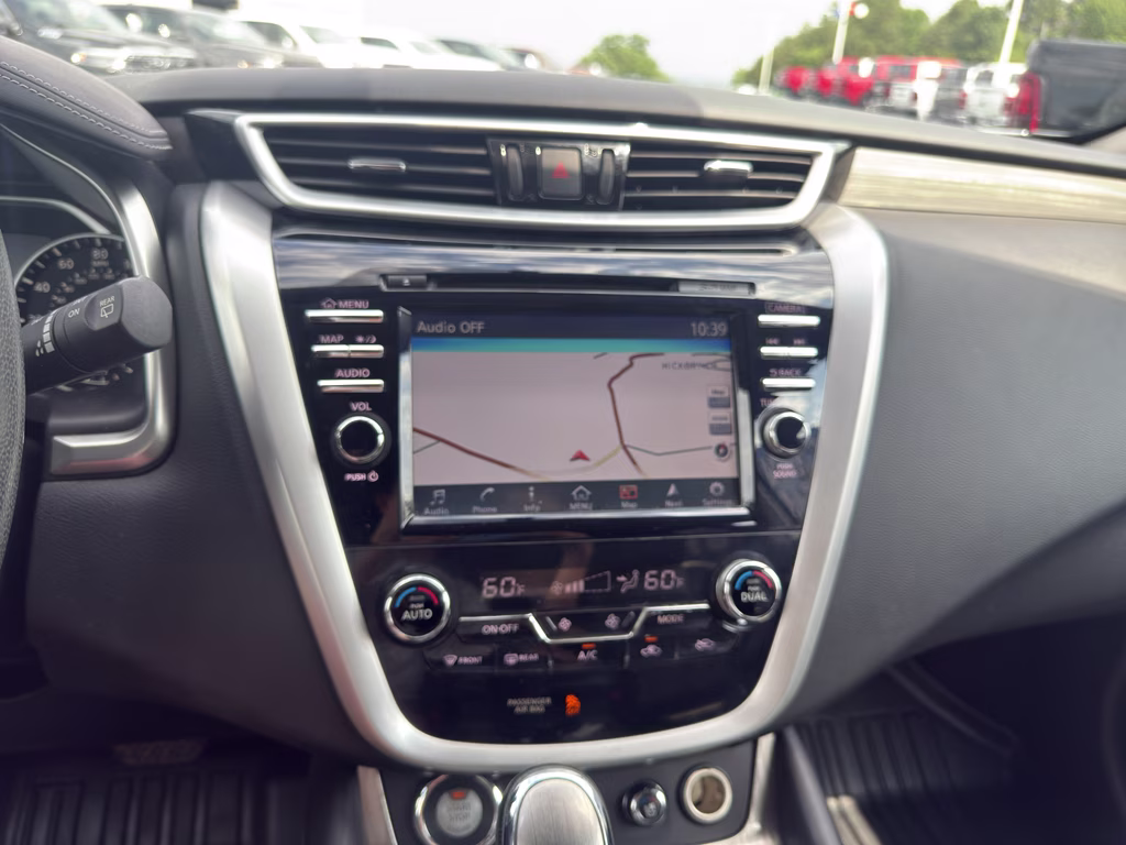 2015 Brilliant Silver Metallic Nissan Murano Platinum FWD SUV