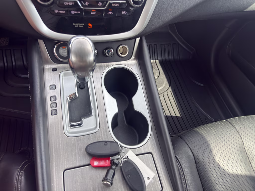 2015 Brilliant Silver Metallic Nissan Murano Platinum FWD SUV