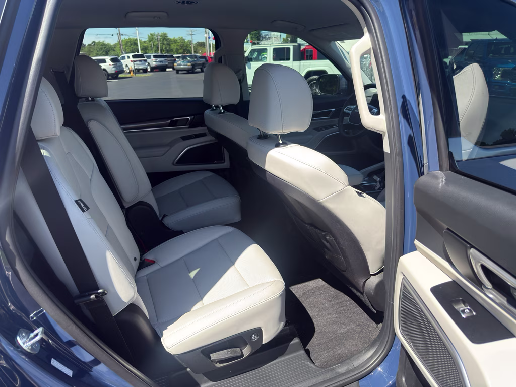 2024 Midnight Lake Blue Kia Telluride S FWD SUV