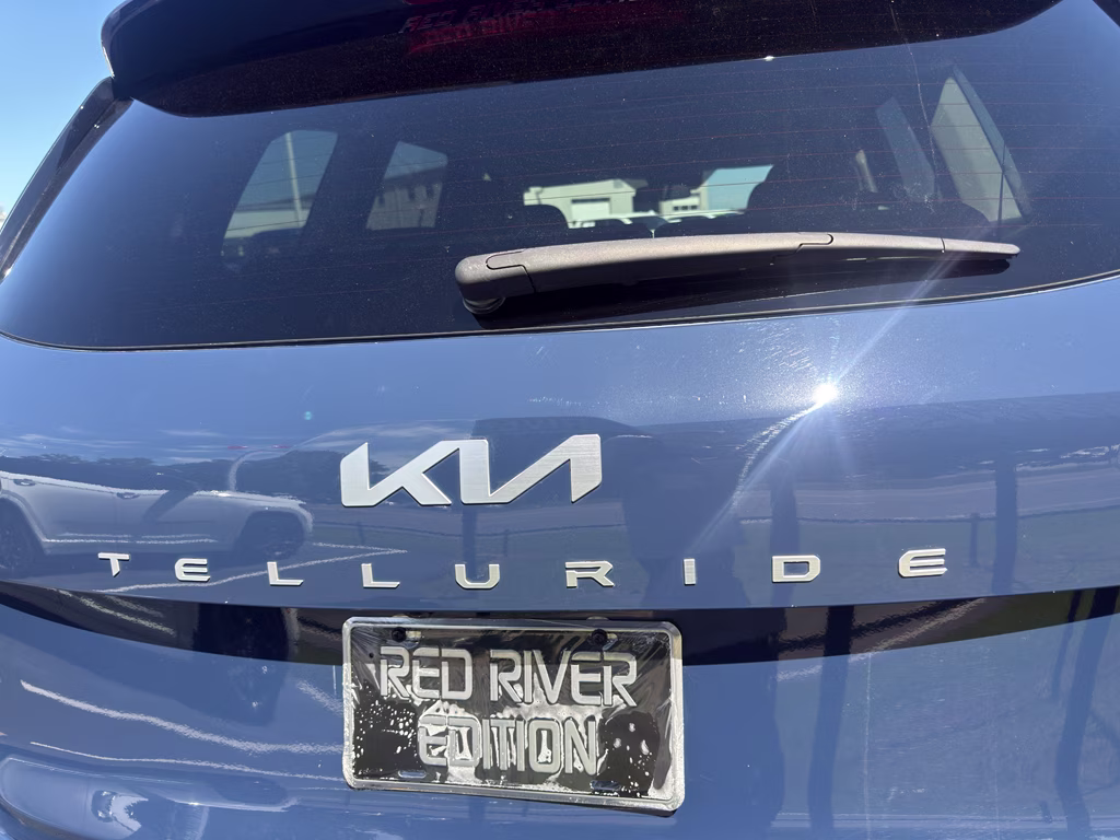 2024 Midnight Lake Blue Kia Telluride S FWD SUV