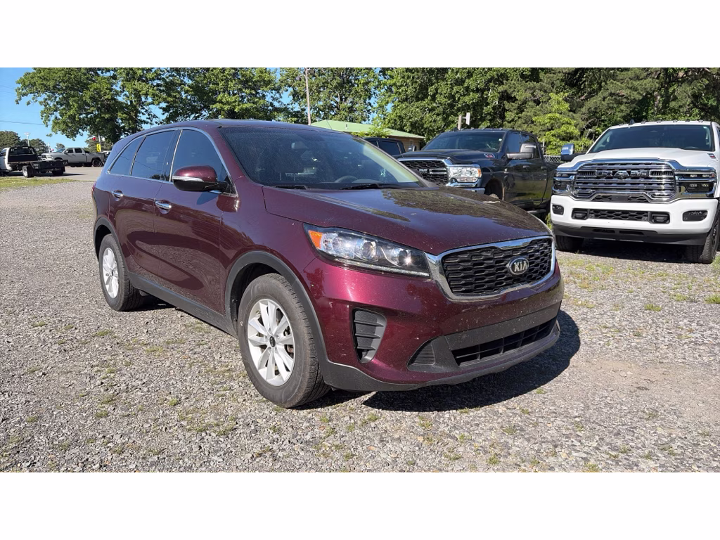 2020 Sangria Kia Sorento LX FWD SUV