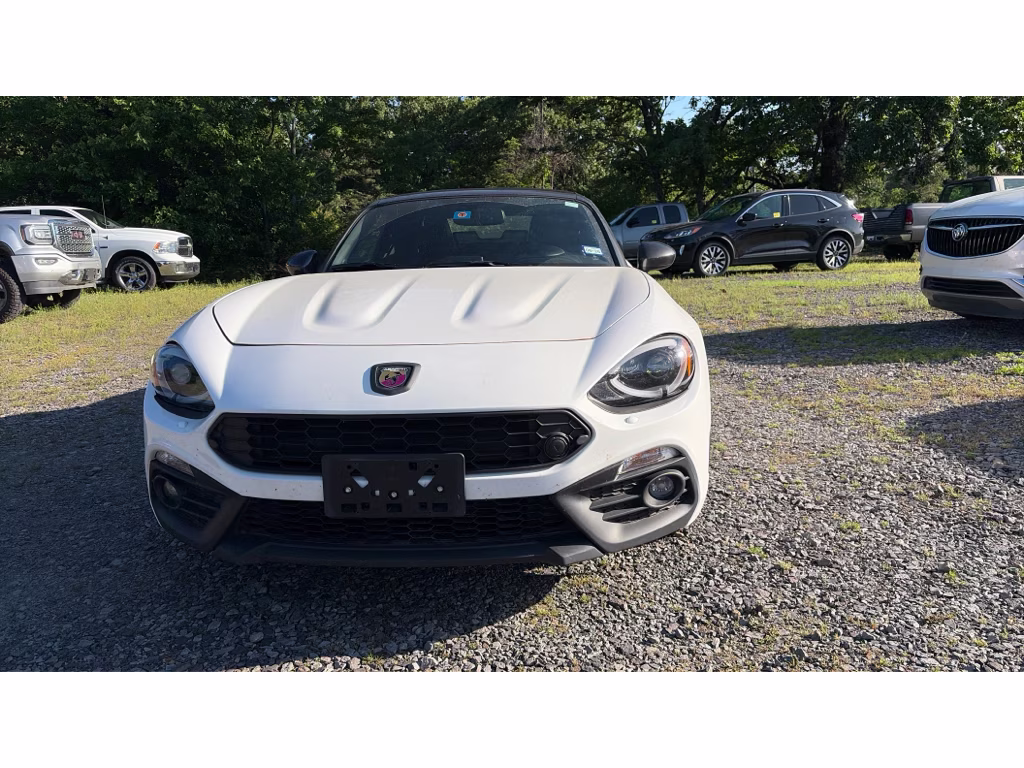 2018 Brilliante White FIAT 124 Spider Abarth RWD Convertible