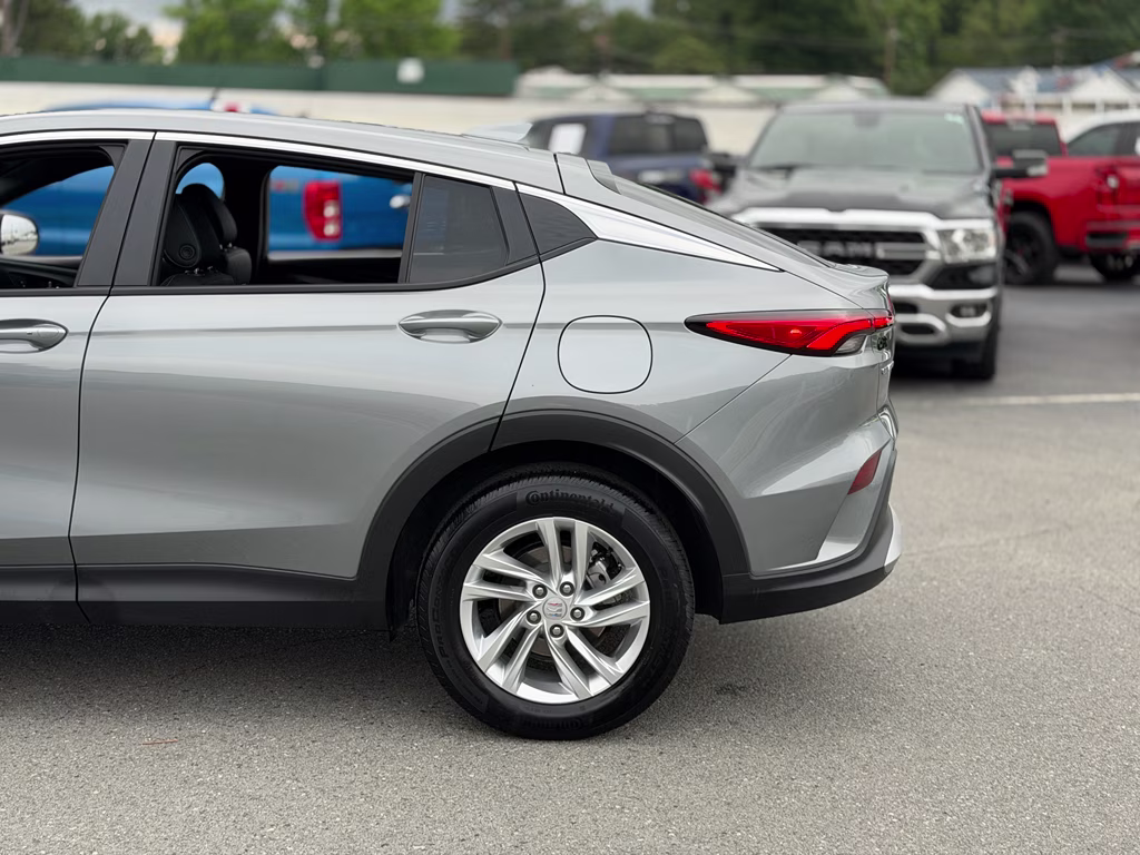 2025 Moonstone Gray Metallic Buick Envista Preferred FWD SUV