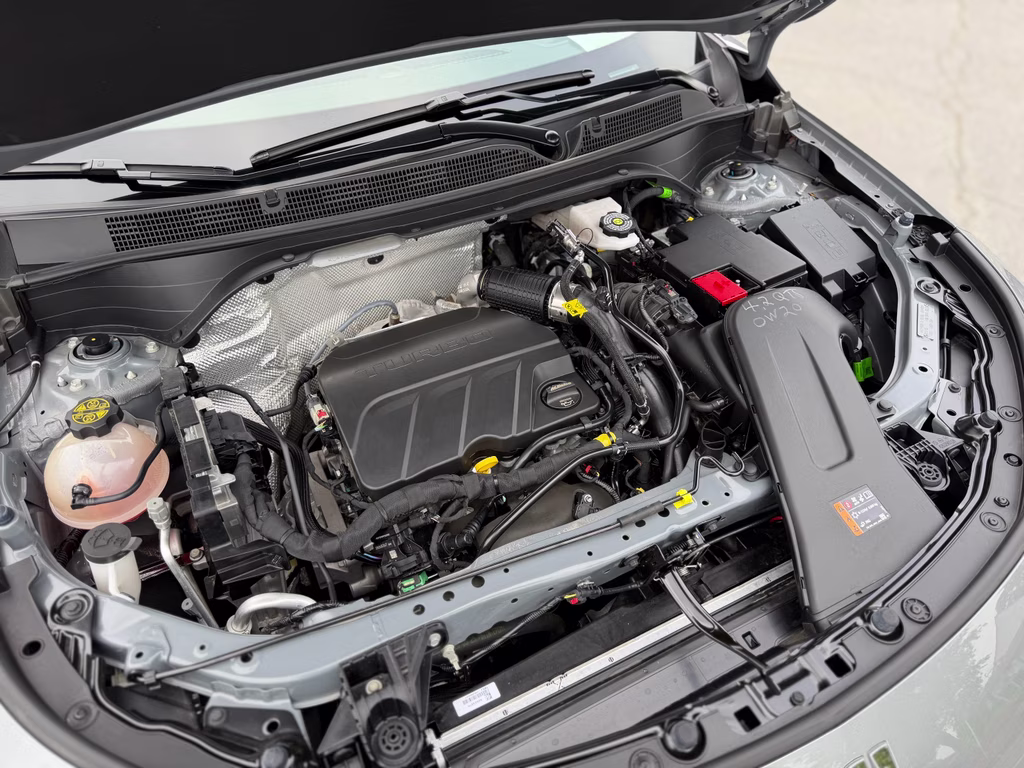 2025 Moonstone Gray Metallic Buick Envista Preferred FWD SUV
