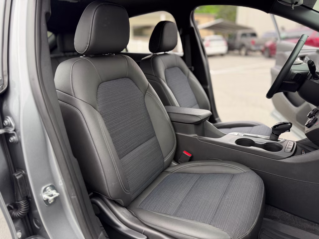 2025 Moonstone Gray Metallic Buick Envista Preferred FWD SUV