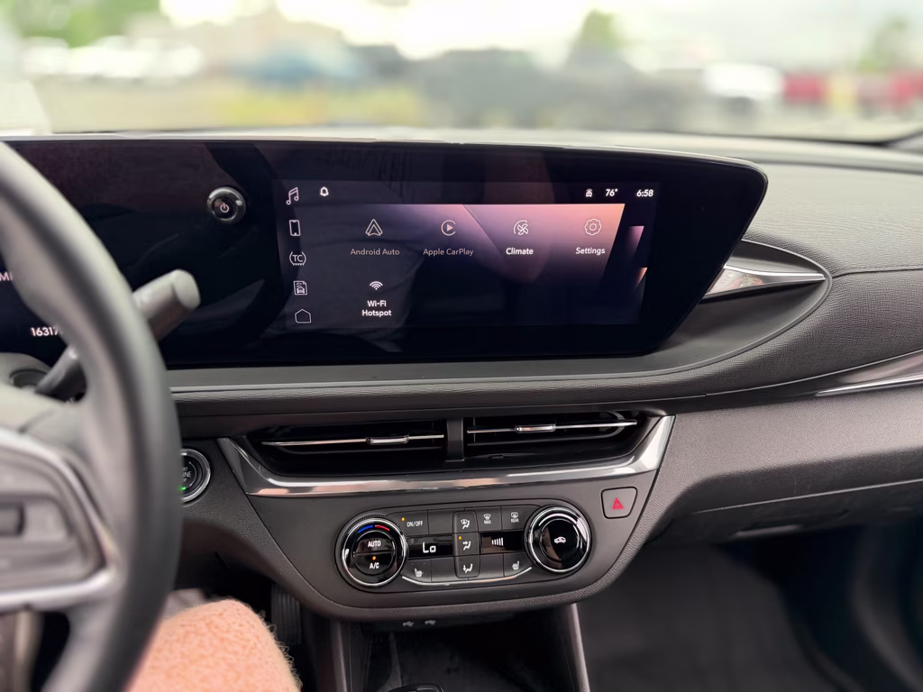 2025 Moonstone Gray Metallic Buick Envista Preferred FWD SUV