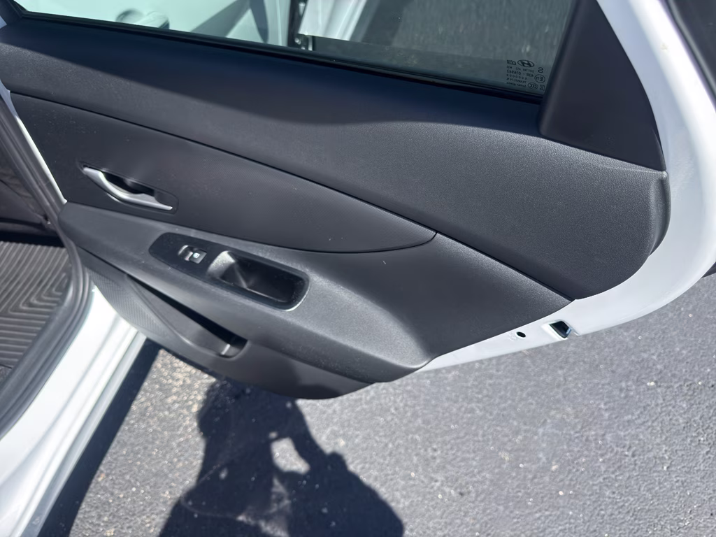 2025 Serenity White Hyundai Elantra SE FWD Sedan