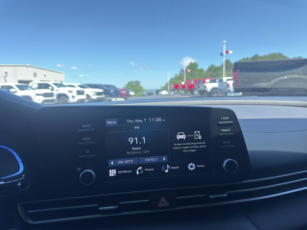 2025 Serenity White Hyundai Elantra SE FWD Sedan