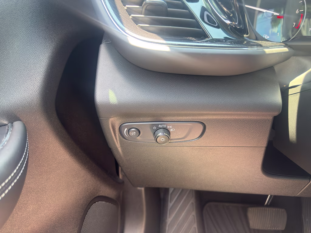 2022 Ebony Twilight Metallic Buick Envision Preferred FWD SUV