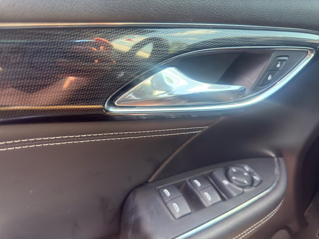 2022 Ebony Twilight Metallic Buick Envision Preferred FWD SUV