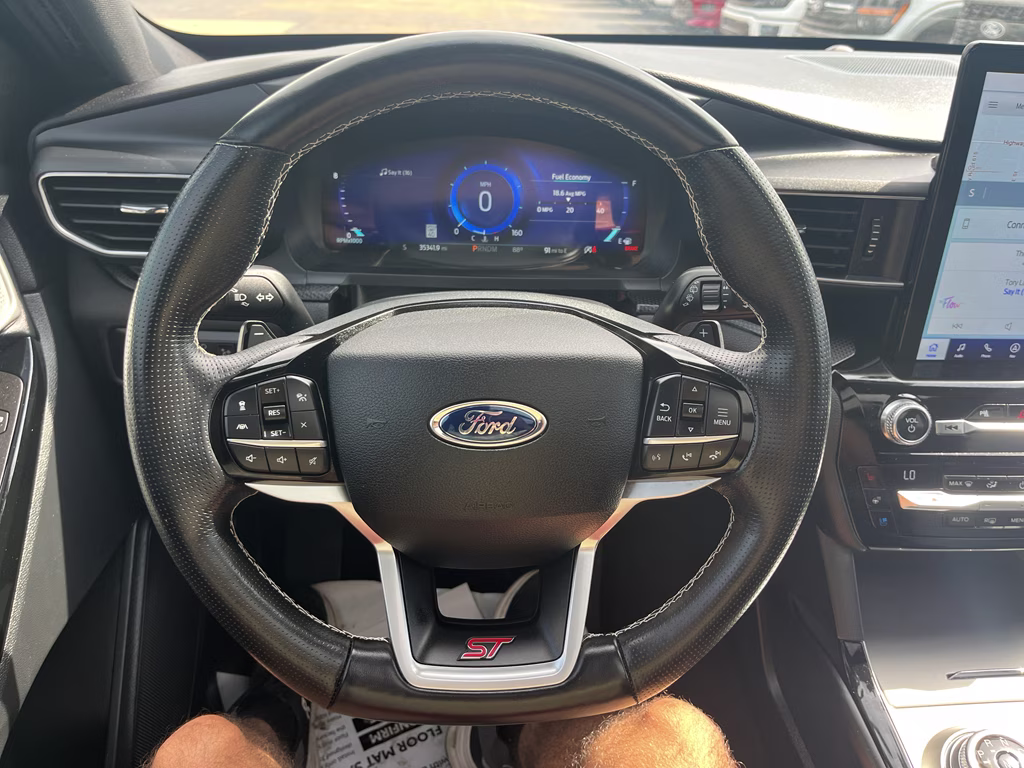 2021 Star White Metallic Tri-Coat Ford Explorer ST 4X4 SUV