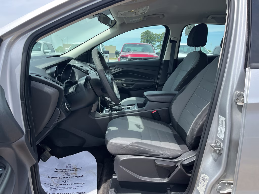2017 Ingot Silver Metallic Ford Escape S FWD SUV