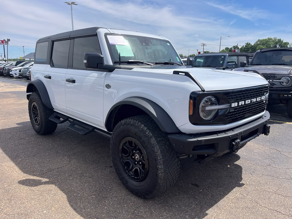 2024 Oxford White Ford Bronco Wildtrak 4X4 SUV