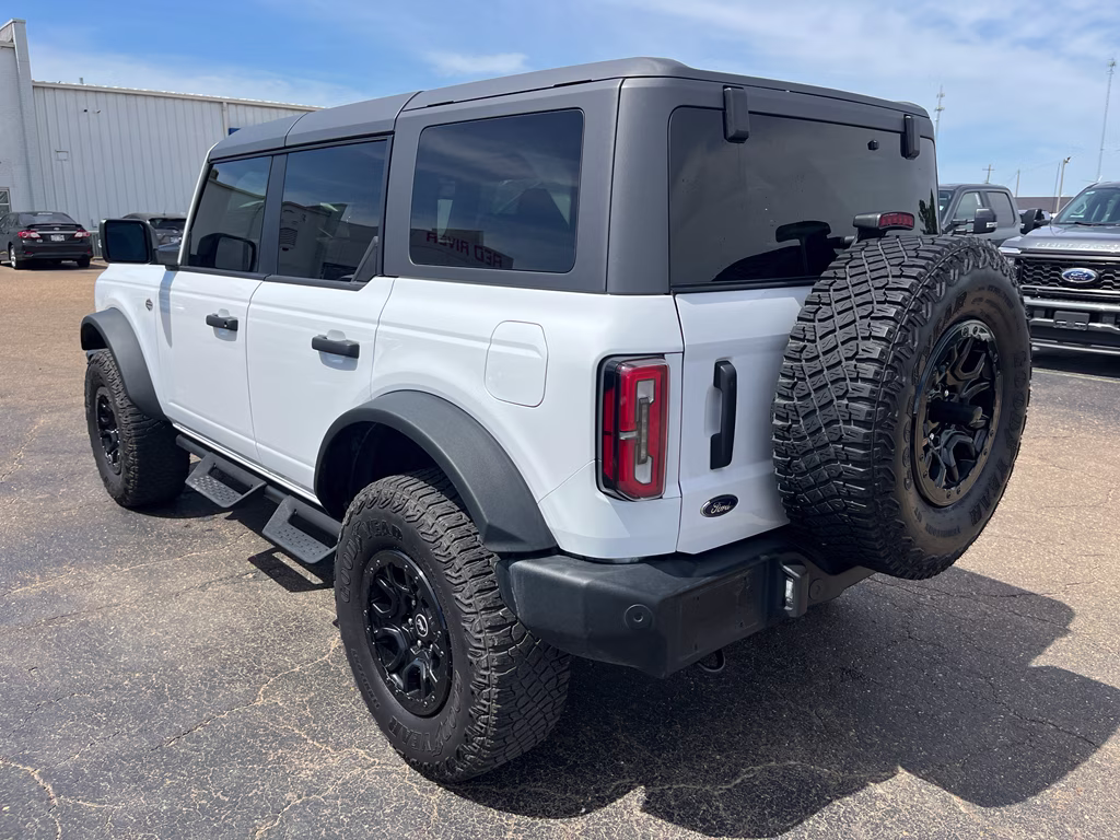 2024 Oxford White Ford Bronco Wildtrak 4X4 SUV
