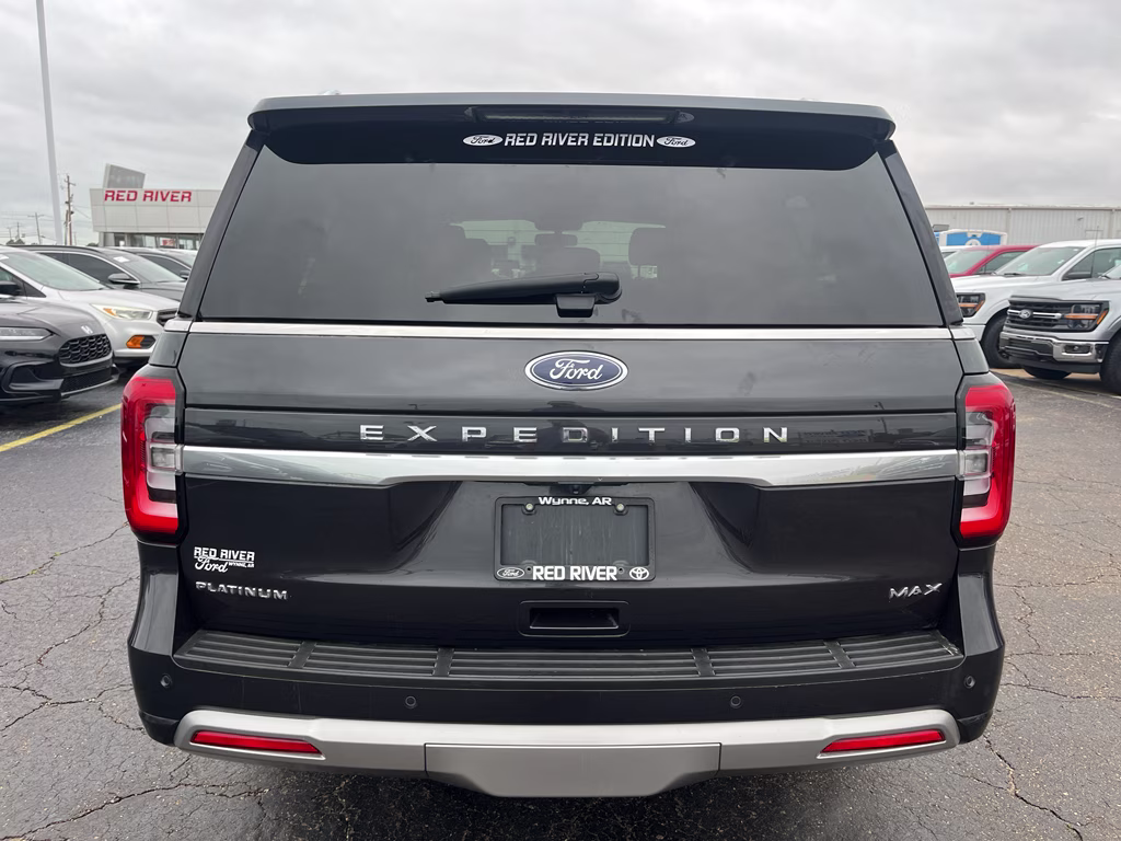 2022 Dark Matter Metallic Ford Expedition Max Platinum 4X4 SUV