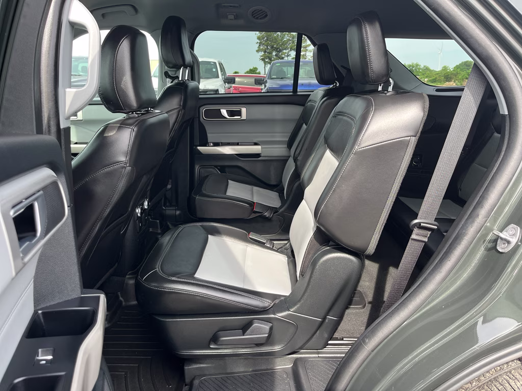 2023 Forged Green Metallic Ford Explorer XLT RWD SUV