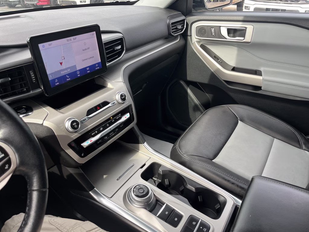 2023 Forged Green Metallic Ford Explorer XLT RWD SUV