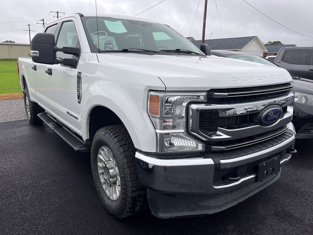 2021 Oxford White Ford Super Duty F-250 SRW XLT 4X4 Truck