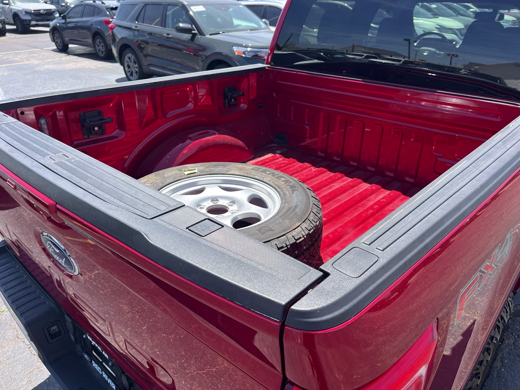 2022 Rapid Red Metallic Tinted Clearcoat Ford F-150 XLT 4X4 Truck
