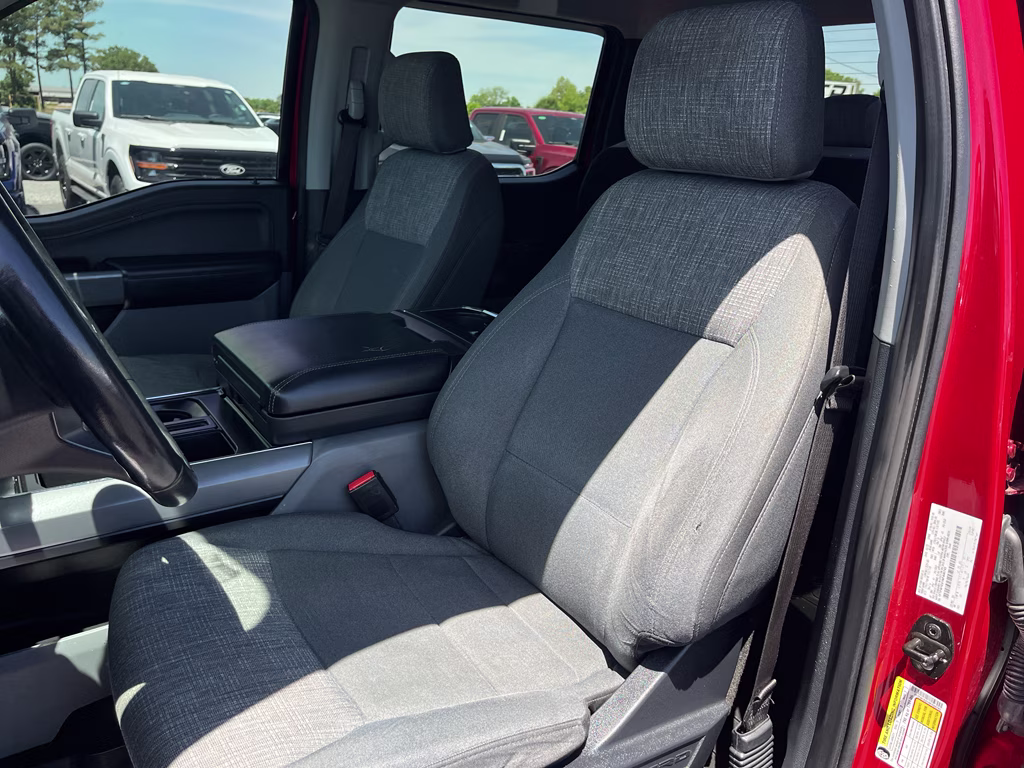 2022 Rapid Red Metallic Tinted Clearcoat Ford F-150 XLT 4X4 Truck